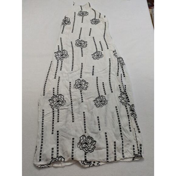 ASTR the label dress XS Halter Beachy Slip Sun Whimsy Midi Floral Wedding - Picture 3 of 16